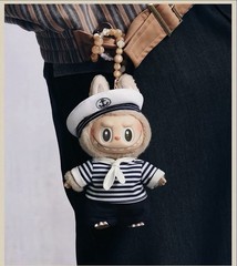 THE MONSTERS De Vliegende Sailor Labubu Series POP LAND EXCLUSIVE US Seller