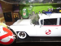 Ghostbusters Ecto-1 1/21 Scale Diecast W/ Slimer JOYRIDE 2004