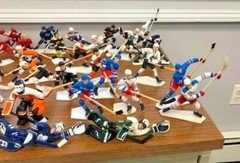 JUST IN UPDATED93 -2000 BULK AUCTIONS NHL Hockey Starting Lineup LOOSE PICK ONE