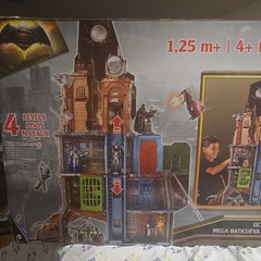 Ultimate Batcave Playset with Bruce Wayne BATMAN V SUPERMAN Mattel NEW MIB Mega