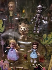 Wicked Oz Story Set 2.75″ Figures 10 Pieces New in Box By Mattel 2025