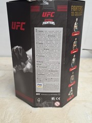 UFC Octagon Fighters Jon Jones 4.5″ Action Figure – W/Gloves And Baseball Cap!!
