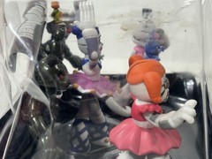 Five Nights At Freddy’s Sister Location Hero World Figure Set Series 6 FNAF READ