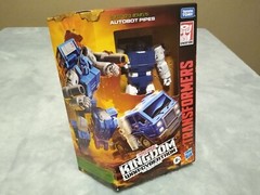 Transformers War for Cybertron Kingdom ⭐ Autobot Pipes ⭐ Deluxe WFC-K32 ~NEW
