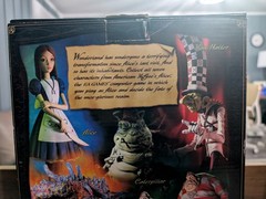 American McGee’s Alice – Card Guards Figure New In Box –