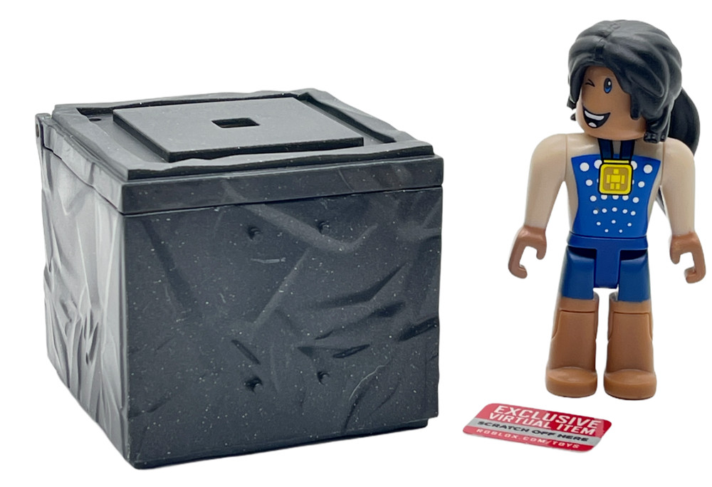 Roblox Series 7 Gymnastics: Gymnasium Olivia Figure & Virtual Item Code & Box