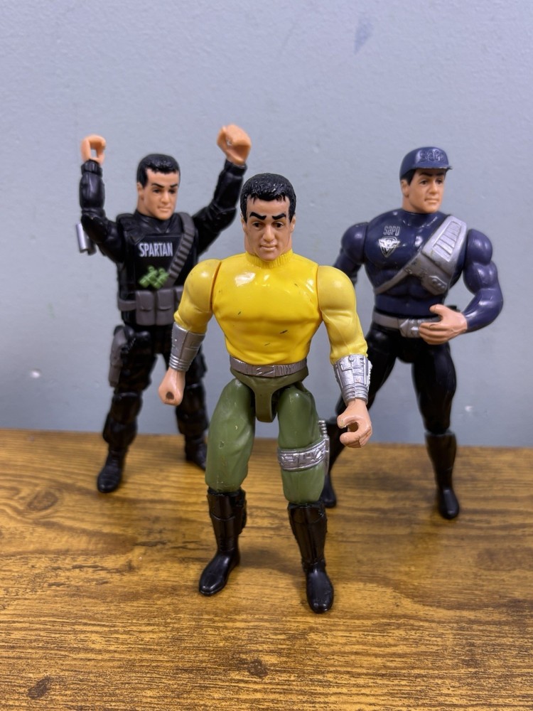 1993 Mattel Warner Demolition Man Kick Fighting Spartan Figure Lot Stallone 5.5”