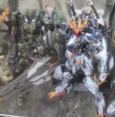 Wolf Technology 1/100 Barbatos Lupus Rex painted