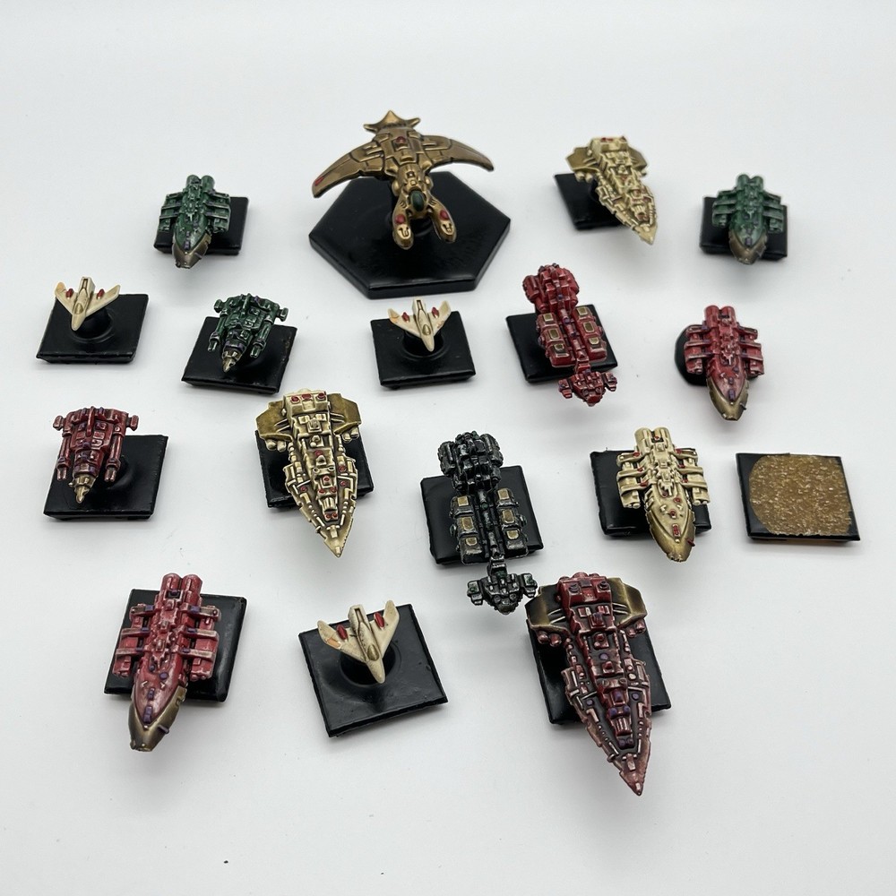 Misc Mini Spaceship Figurines War Games Tabletop Unknown Mystery