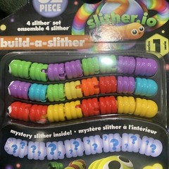 Bonkers 32 Pcs Build-a-Slither.io & Mystery Game