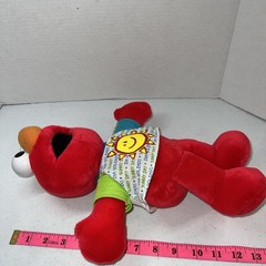 Sesame St ELMO SINGING ENGLISH & SPANISH RED COLOR Plush Stuffed Vtg 2001