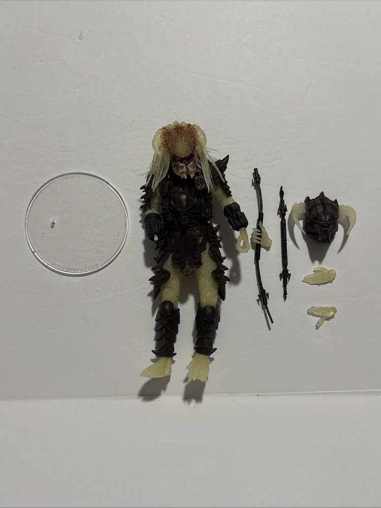 NECA Stalker Predator Glow in the Dark GID Action Figure Loose Collectible