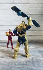 Avengers Marvel Infinity War Iron Man vs. Thanos Battle Set Tested
