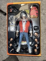 hot toys marty mcfly With Autograph And COA. Back To The Future