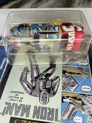 MGA Entertainment Marvel Authentics Die-Cast Series IRON MAN Tales of Suspense