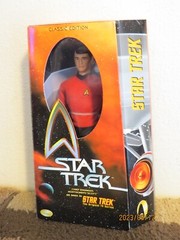 STAR TREK CHIEF ENGINEER MONTGOMERY SCOTT PLAYMATES 1999 CLASSIC EDITION 12 INCH