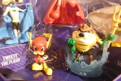 Warner Bros 100 Years Anniversary LOONEY TUNES – DC Mash-Up Pack of 5 Figures