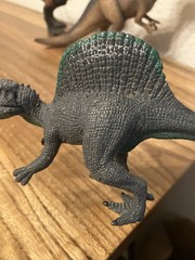 Flaw Wear From Use 5 Schleich Figures Used. 4 Dinosaurs 1 Elephant