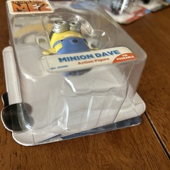 Despicable Me 2 Movie Minion Dave Poseable Action Figure Pkg dented in on bottom