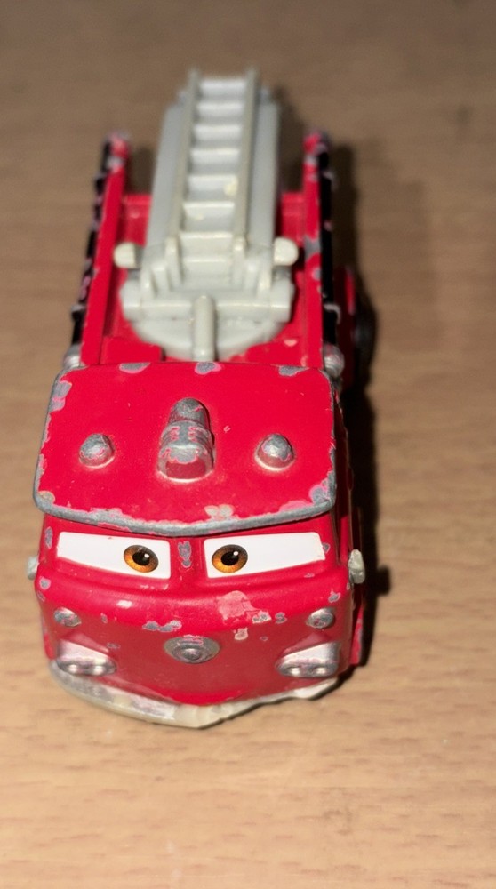 DIsney Pixar Cars Red Fire Engine Truck Die Cast 4 Inch