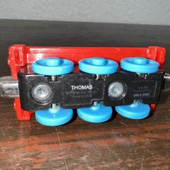 Thomas The Train Engine Metal Die Cast Plastic Magnetic 2002