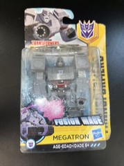 Hasbro Transformers Cyberverse Fusion Mace Megatron NIB Box Damaged