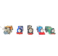 Thomas & Friends – Lot of 5 Trains – Thomas the Train- Mattel 2009 – Do Not Work