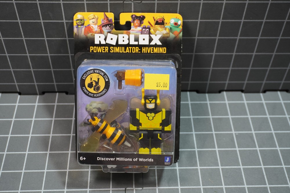 Roblox Power Simulator HIVEMIND Figure + Virtual Item Token Code – New!