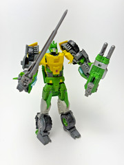 Hasbro Transformers Generations Voyager Class, Autobot Springer Figure (A2562)