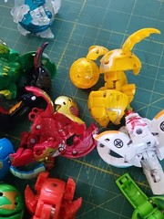 Huge Lot of 20+ Bakugan Battle figures Bundle Mixed Set “SEE PHOTOS”