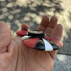 Red & Purple Slither.io BONKERS Collectible Worm With Eyes Fidget Spinner B2