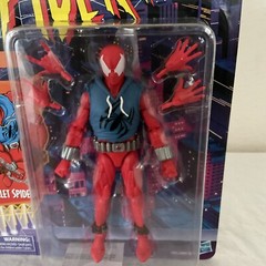 Marvel Legends Series Scarlet Spider Spider-Man Ben Reilly 6″ Hasbro In hand New