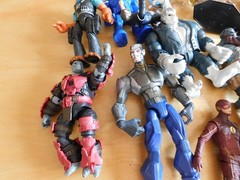 Action Figures DC Comics/Hasbro/Marvel/Mattel/Other Lot Mixed (17 Figures)