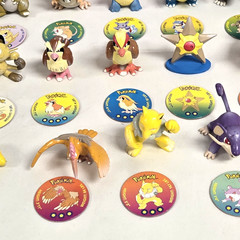 RARE Tomy Pokémon Vintage LOT of 36 Pokemon Figures w/ Matching Pogs CGSTJ 90s