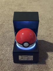 Pokemon Red Pokeball Wand Company Die-Cast Officially Licensed Replica
