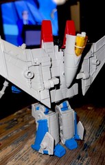 Earthrise Mold 86 Coronation Starscream Voyager Class