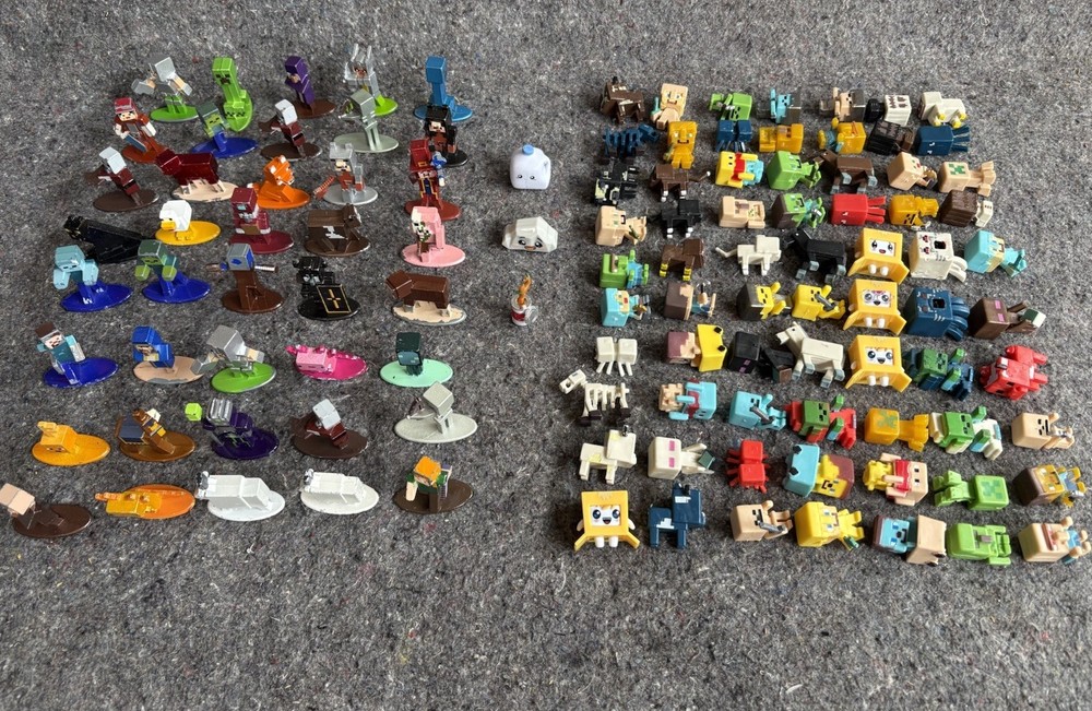 HUGE 110 Pc Lot Minecraft Jada Toys 40 Metalfigs Die-cast & 70 Plastic Figures