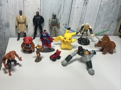 Mixed Lot of Toys, cars and Action Figures 3 Lbs. 40 toys no doubles