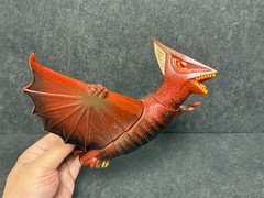 Marusan Gyaos Red Glitter Sofubi 10″ Soft Vinyl Figure Gamera w/ Header & Bag