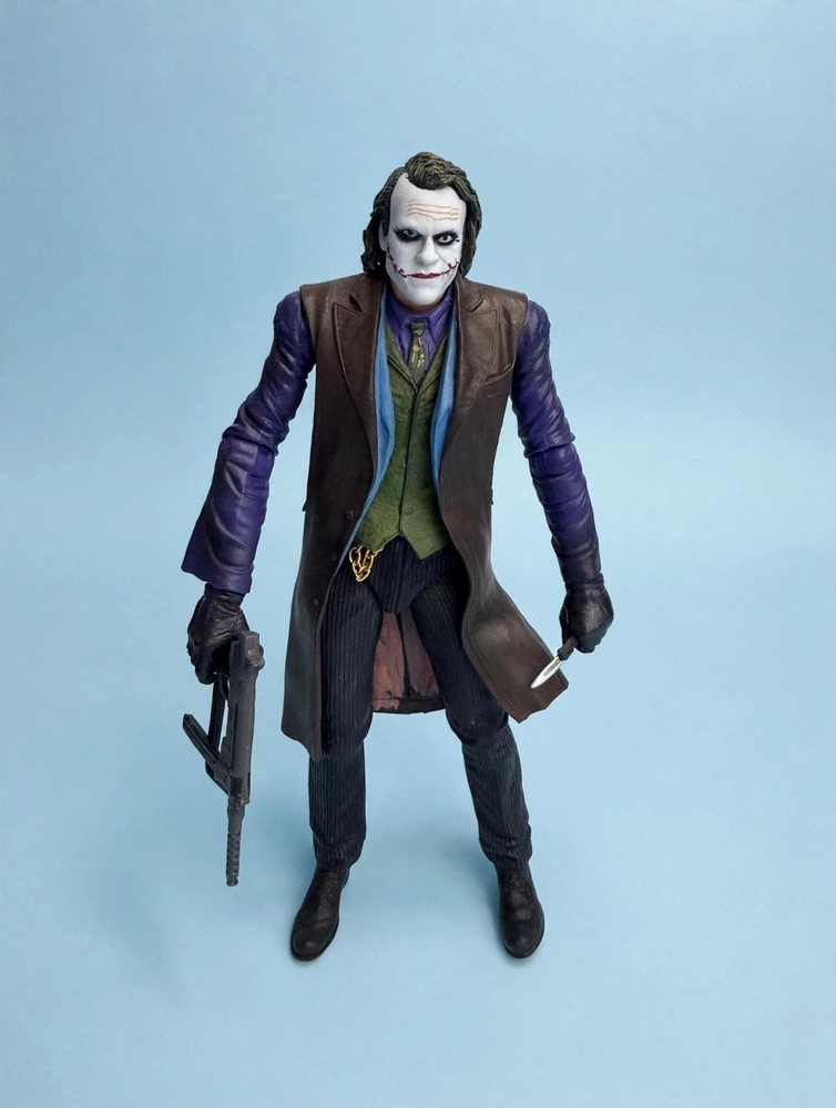 NECA 2015 The Dark Knight: The Joker 6” Heath Ledger Action Figure A1