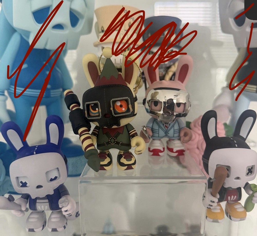 Superplastic Guggimon Collection Lot 3.5 In Figures