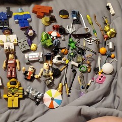 Huge Roblox‎ lot of Figures and Accessories includes 20 Complete Figures