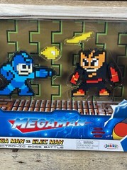 Mega Man vs Elec Man Action Figure JAKKS Pacific 30th Anniversary Boss Battle