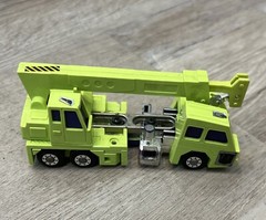 Transformers Gen 1 Lot of 9 – Not All Complete and Some have Broken Parts #A