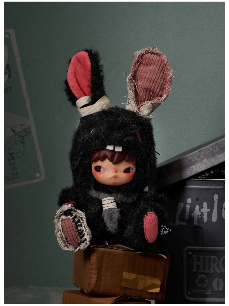 POP MART Hirono Little Hare Plush Doll Pendant Figure Black Bunny Doll Authentic