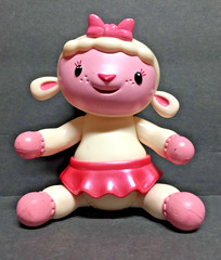 Disney Lambie the Lamb Sheep from Doc Mc Stuffins Plastic Toy Figure 4″ Tall