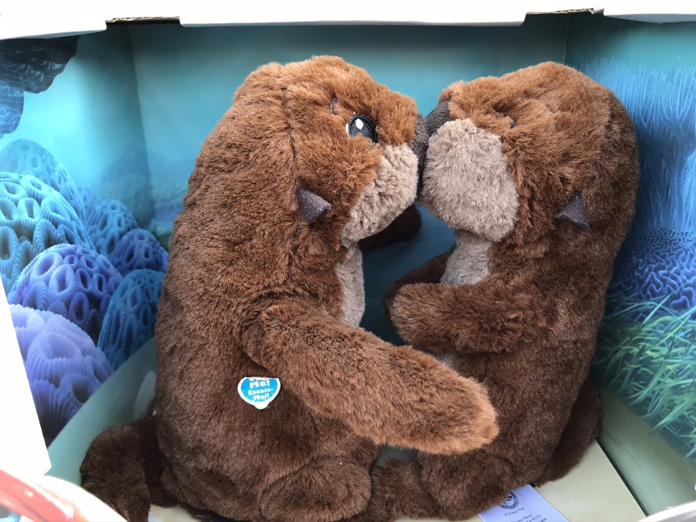 Disney Store Finding Dory Otters Interactive Features Plush Set