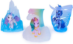 , Magic Gemstone Collectibles Pack with 5 Unicorn Toy Figures & Display Bases, D