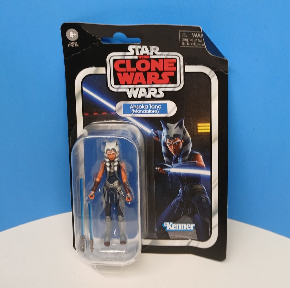 Star Wars Vintage Collection Clone Wars – Ahsoka Tano Mandalore ( CARD DAMAGE )