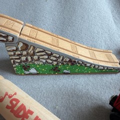 LOT of Vintage Thomas The Train Wooden Railway Tracks 69 Pieces Maron Bridge